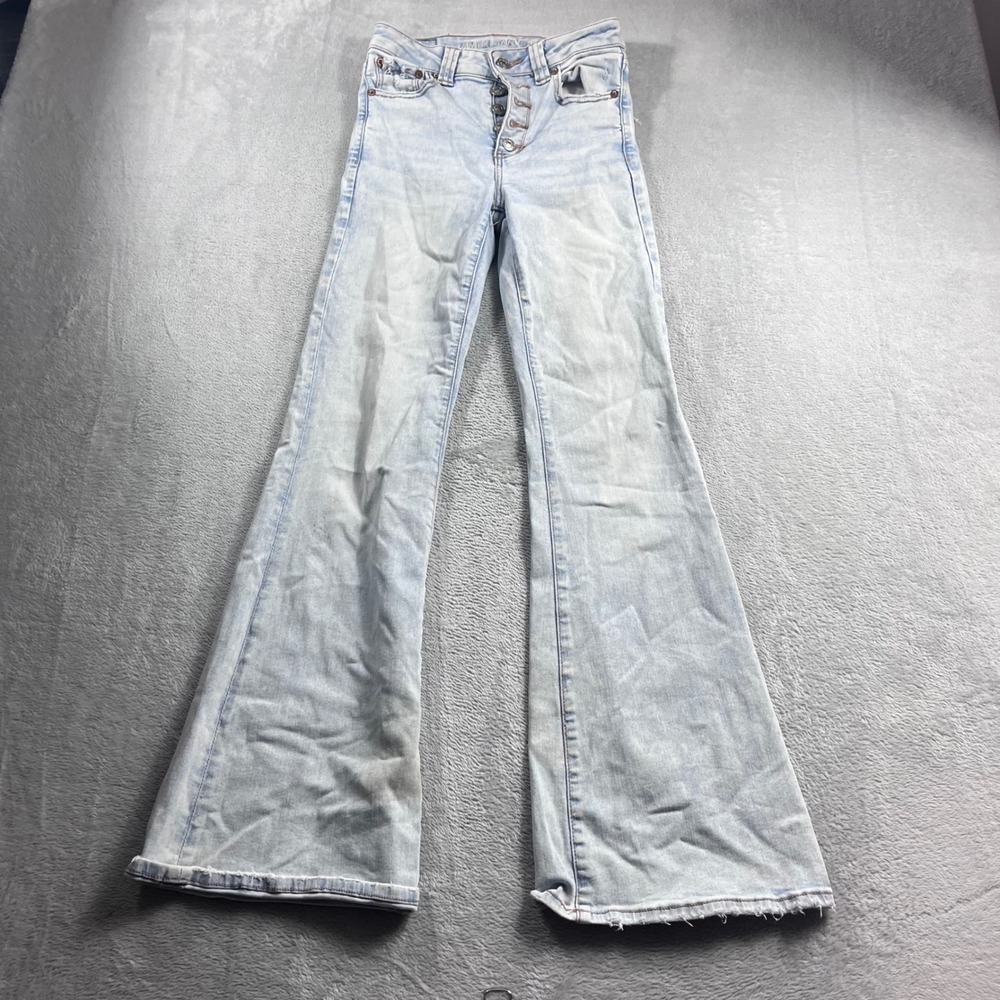 American Eagle Super Hi-Rise Flare Jeans Light Wash Button Fly Size 2 Regular